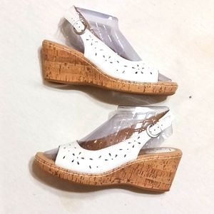 💕3 for $15💕 B.O.C White Leather Wedge Sandals Size 11